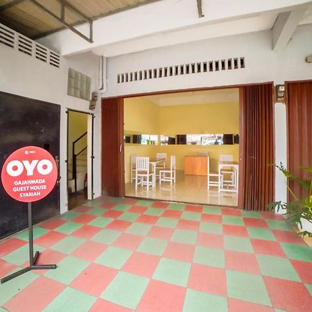 Oyo 90821 Gajah Mada Guest House Syariah Medan Kültér fotó