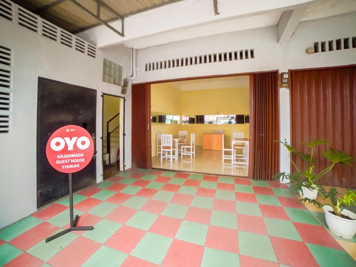 Oyo 90821 Gajah Mada Guest House Syariah Medan Kültér fotó